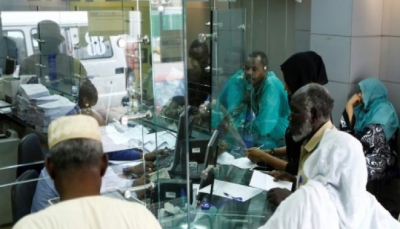 السودان يخفض عملته الى ثلاثين جنيها للدولار الواحد