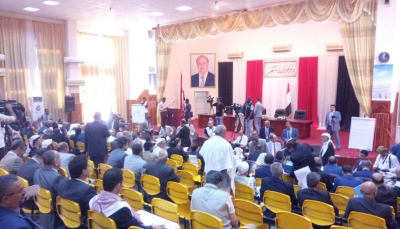 نواب يمنيون يطالبون قيادات الدولة بالعودة إلى البلاد والانسحاب من اتفاق ستوكهولم