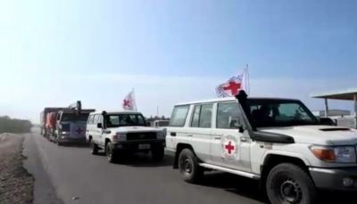 مسؤول حكومي: الحوثيون اقتحموا مقر الصليب الأحمر بالحديدة وطردوا الموظفين