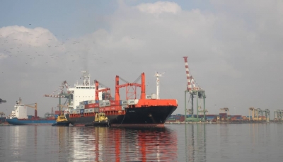 بعد توقف دام أكثر من 10 سنوات..  ميناء عدن يدشن الخط العالمي الدنماركي "ميرسك"
