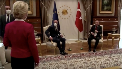 "المشهد لا يفارق رأسي".. واقعة المقاعد بتركيا تمنع رئيس المجلس الأوروبي من النوم