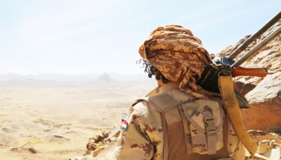 الجيش الوطني يعلن دحر ميليشيات الحوثي من مواقع استراتيجية غربي مأرب