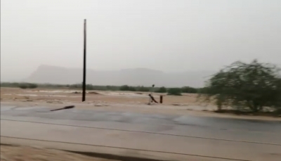حضرموت.. تضرر خطوط الكهرباء جراء الرياح الشديدة والأمطار في مديريات الوادي والصحراء