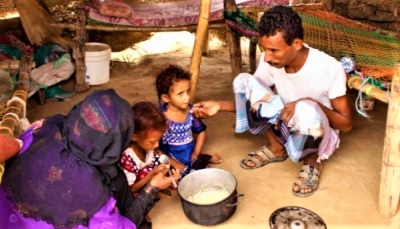 الأسر قللت عدد الوجبات اليومية.. تقرير دولي: ارتفاع الأسعار وانخفاض القوة الشرائية مصدر قلق لملايين اليمنيين