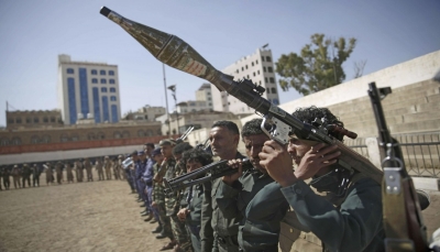 "تم ربطهم بأشجار النخيل".. الحكومة تخاطب المجتمع الدولي بشأن الإعدامات الحوثية بالحديدة